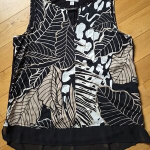 Dana Buchman Black & Cream Leaf-Print Sleeveless Camisole